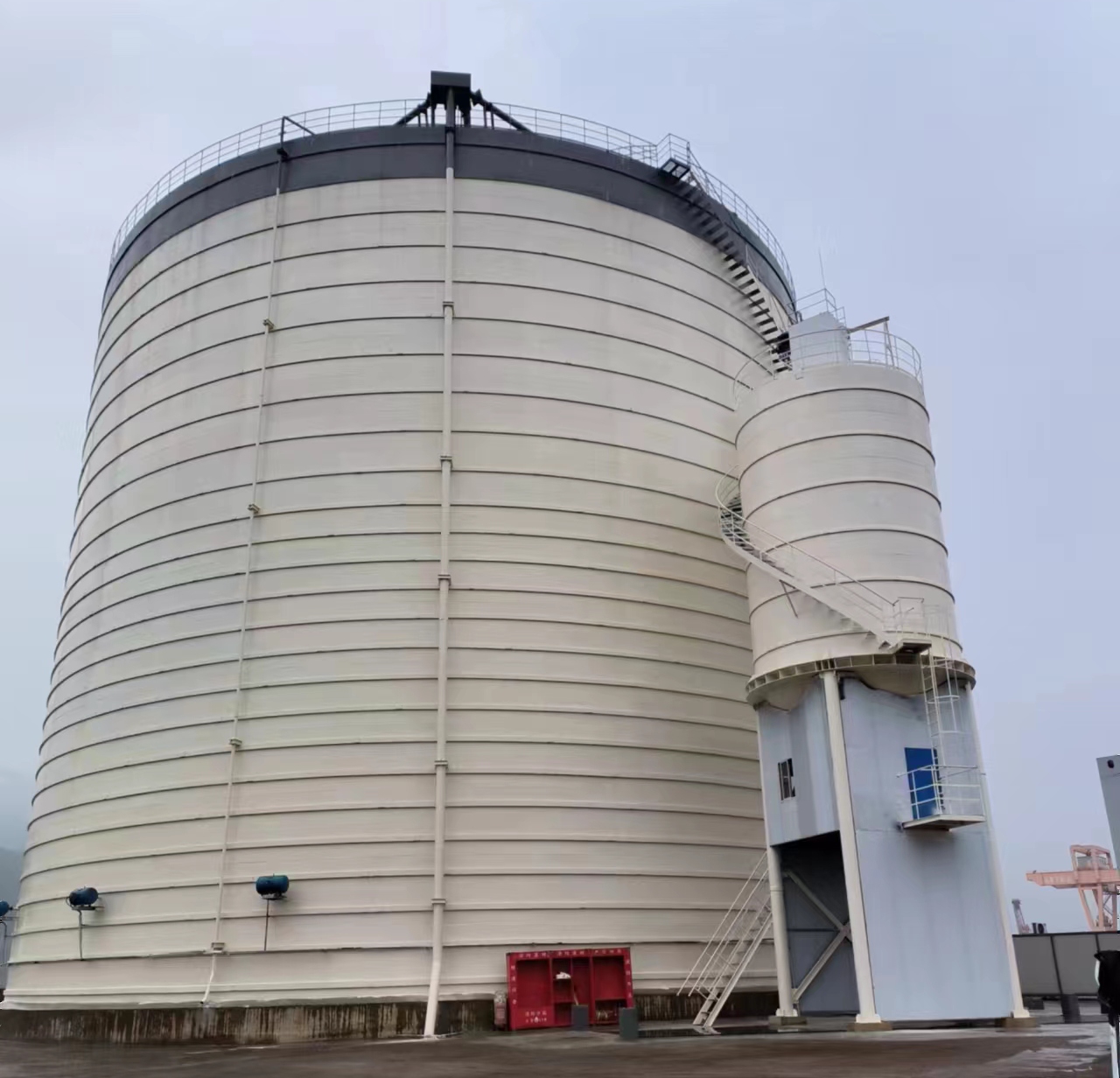 凤阳10万吨水泥钢板库